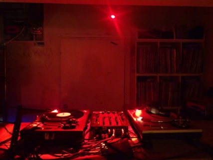 DJ NatsukiT（AMBIENTCOFFEE)