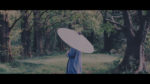 曽我部瑚夏、新曲MV「かみかくし」公開。深い森をひとり彷徨う印象的な作品