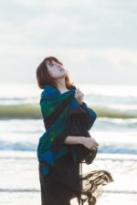 小川紗綾佳、デビュー作『百徳鍵盤』3ヶ月連続デジタル配信＆2枚組CDでリリース決定。デビュー作にしてベストアルバム